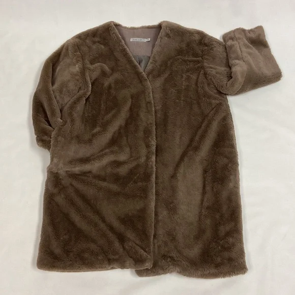 niko and.. Faux Fur long teddy bear coat brown oversized collarless size L EUC - Picture 8 of 11